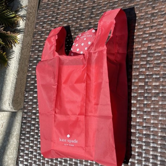 Kate Spade Tote Floral Red Multi - Picture 2 of 16